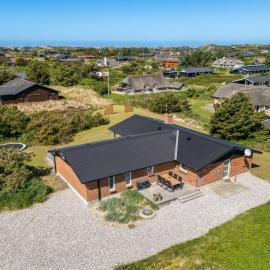 Holiday Home Bela - from the sea by Interhome
