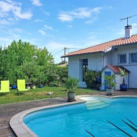 Holiday Home Mayne by Interhome, Hotel in Carcans