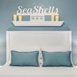 Seashells Getaway - Boat Slip, Ramp, Pool, hotel em Marathon