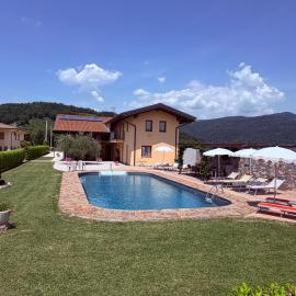 Agriturismo e Alloggi Luis Gianni, hotel u gradu Čividale del Frijuli