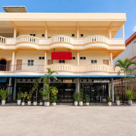 Hotel O near RSUD Embung Fatimah formerly Lebron Inn, hotel u gradu 'Bagam'