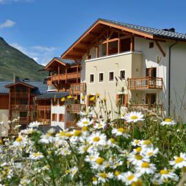 Le Chalet du Mont Vallon Spa Resort, hotell i Les Menuires