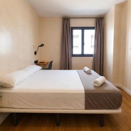Viesnīca Hotel San Vicente - Centro Playa pilsētā Konila de la Frontera
