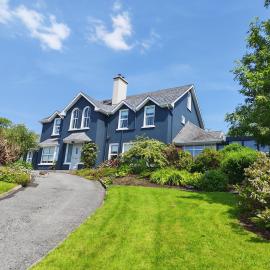Apartments at Ballinsheen House & Gardens, hotel a Lisdoonvarna