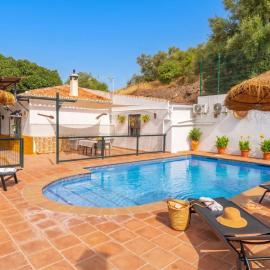 Espina Rural Almogía by Ruralidays