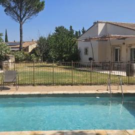 La parenthèse Provençale-Maison à Grillon avec wifi, hotel en Grillon