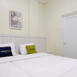 Urbanview Hotel Rumi Rooms Syariah Near RS Ortopedi Solo, hotel v destinácii Lawean