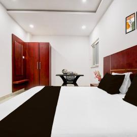 Hotel O Ghar Parivaar, hotel en Sītāpur