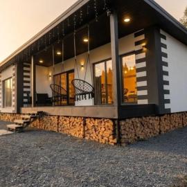 House Milanka, hotel a Volosyanka