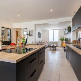 Chic and natural house in Itteville, hotel em Itteville