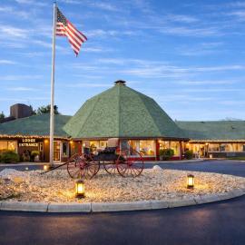 Round Barn Lodge, hotel di Spring Green