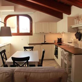 MELIOR VIA Apartments, hotelli kohteessa Tribano