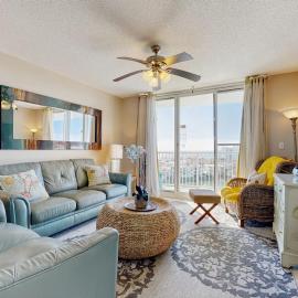 Coastal condo with Sound and Gulf views washer and dryer Wifi