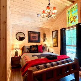 Big Bear Log cabin, Hotel in Cosby