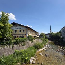 Hotel Pension Lindenhof, hotel in Prien am Chiemsee