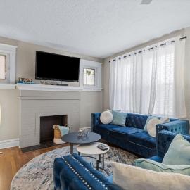 4BR Near Forest Park Zoo & Missouri Botanical Garden | Free Parking | STL, hotel in Tower Grove