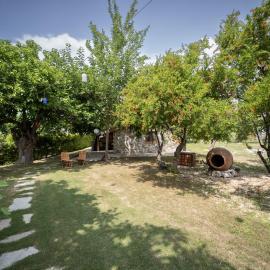 Dutlu Konak Taş Evleri, hotel in Soğucak