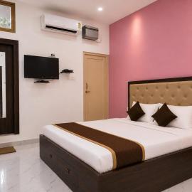 Hotel Eva Palace, hotel u gradu 'Chatra'