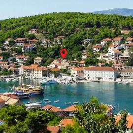 Awesome Home In Jelsa
