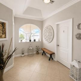 The Garden, Miami Lakes: Miami Lakes şehrinde bir otel