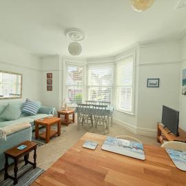 Beautiful apartment in Swanage near beach