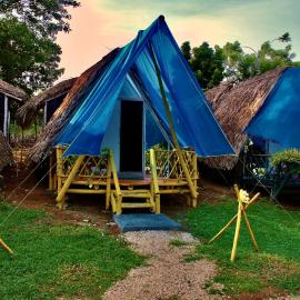 Glamping Tesoro Escondido, Hotel in San Antero