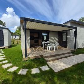 Chalet Confortable avec Clim et Parc / 2 Chambres - FR-1-783-50, hotell i Marzan