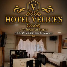 Hotel Velices، فندق في بوغا