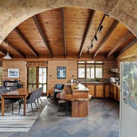 Tea Tree - Pet Friendly - Prevelly - Margaret River, hotel in Margaret River