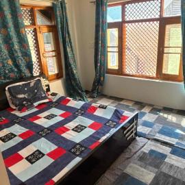 Valley view homestay, hotel a Anantnāg