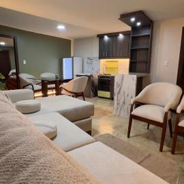 Spacious Suite privacy, and comfort, hotel em Riobamba