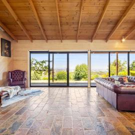 Country Escape - 3BR Home with Panoramic Views, Hotel in Mansfield