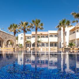 Rose Bay Hotel, hotel di Kamari