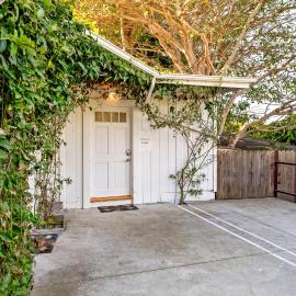 Garden Guest Suite | King Bed + Kitchenette, hotel en Summerland