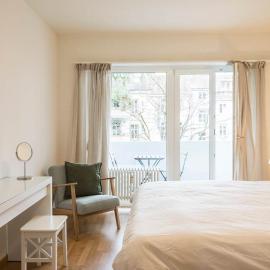 Modern appt opposite theatre, 7 min walk to Messe, hotel v destinaci Klein-Basel