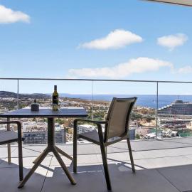 New Luxury Sea View Apartment, Mercury Towers