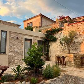 Çeşmeköyiçi Evleri Taş Ev No2، فندق في Cumalı