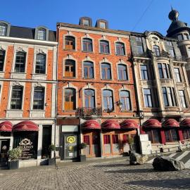 NOMAD APARTMENTS - Côté Meuse, hotel en Dinant