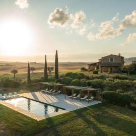 Pennella - Casale Panoramico con Piscina Privata, hotel i Monticchiello