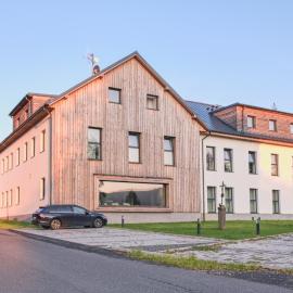 Apartmán U Brouka Javorná na Šumavě, hotell sihtkohas Čachrov