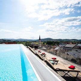 Hotel Randsbergerhof: Cham şehrinde bir otel