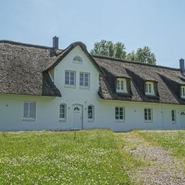 Reetdachhaus Dünenwarft, Hotel in Tönning