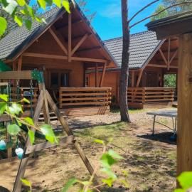 Chatki na Kaszubach, Hotel in Borsk