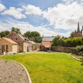 Host & Stay - Winds Croft
