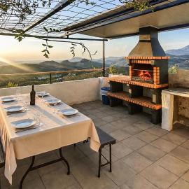Nice Home In Alcaudete, hotel in Alcaudete