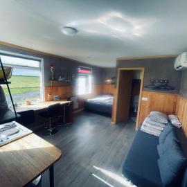 Vestra-Fíflholt cabin 3、ハヴォルスヴォルールのホテル