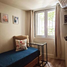 17m2 Flower studio dans le centre historique Ecusson
