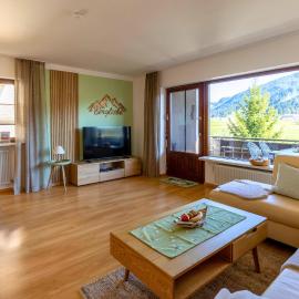 FeWo Armonie im Allgäu - Tischfußball & Dart, großer Südbalkon, gratis Erlebnisse mit Königscard