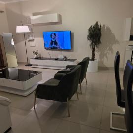 L28 double up apartament, hotel em Camama