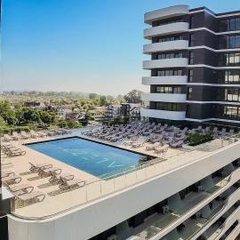 Zyra Blue Heart Pool & Spa